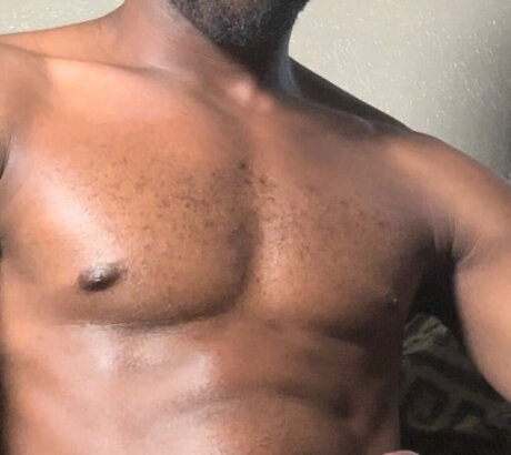 Nacktes geleaktes OnlyFans-Foto von Deuce