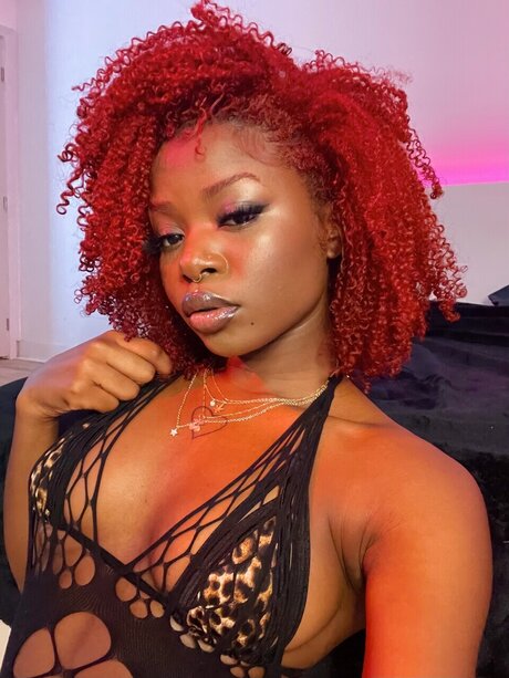 Nacktes geleaktes OnlyFans-Foto von Sugar 