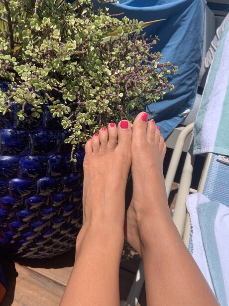 Nacktes geleaktes OnlyFans-Foto von Feetbhabie