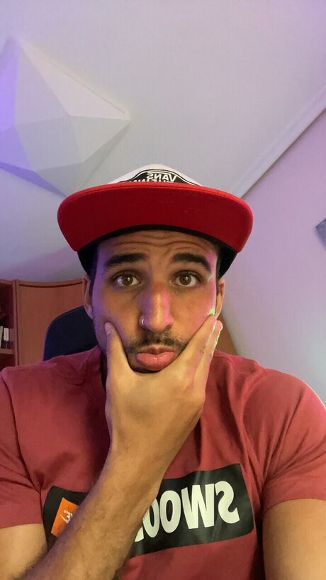 Nacktes geleaktes OnlyFans-Foto von Danikongi
