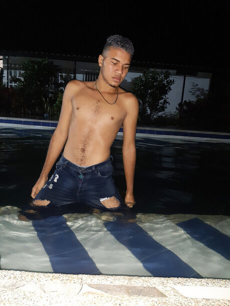 Nacktes geleaktes OnlyFans-Foto von Juan Felipe