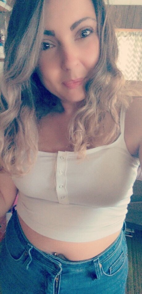 Nacktes geleaktes OnlyFans-Foto von Caitlin