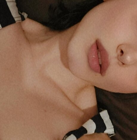 Nacktes geleaktes OnlyFans-Foto von Rhea