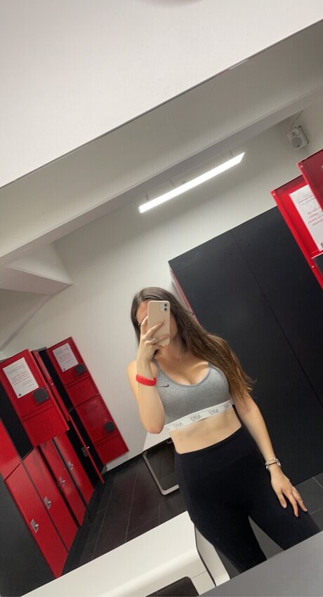 Nacktes geleaktes OnlyFans-Foto von Julia