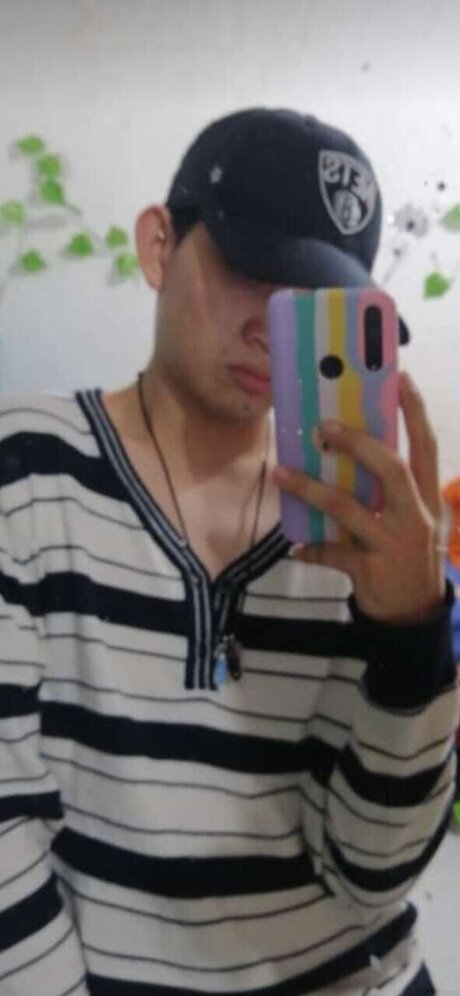 Nacktes geleaktes OnlyFans-Foto von Cristian Nova