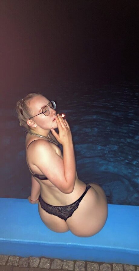 Nacktes geleaktes OnlyFans-Foto von Sophie
