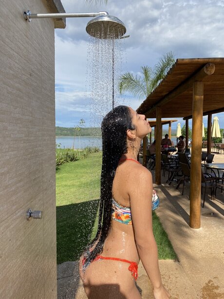 Nacktes geleaktes OnlyFans-Foto von Angela Salles