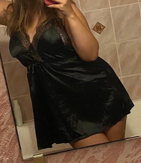 Nacktes geleaktes OnlyFans-Foto von Mollie