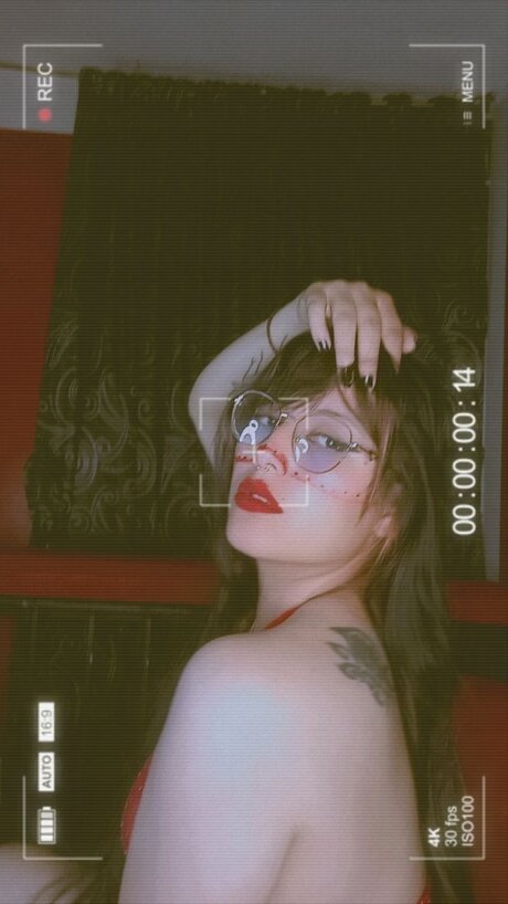 Nacktes geleaktes OnlyFans-Foto von Loly