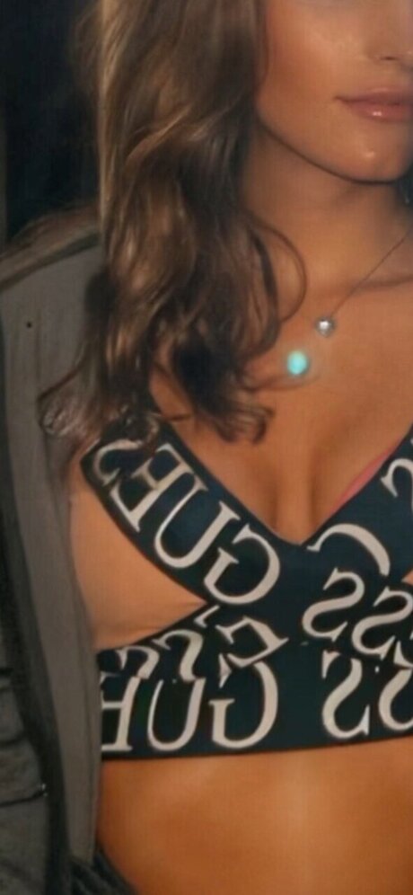 Nacktes geleaktes OnlyFans-Foto von Jessica May