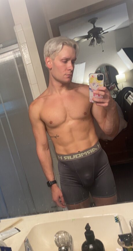 Nacktes geleaktes OnlyFans-Foto von Parker Daniels