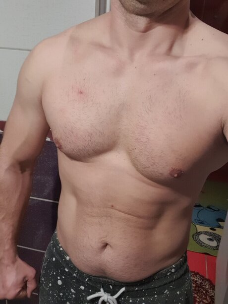 Nacktes geleaktes OnlyFans-Foto von Cryptox