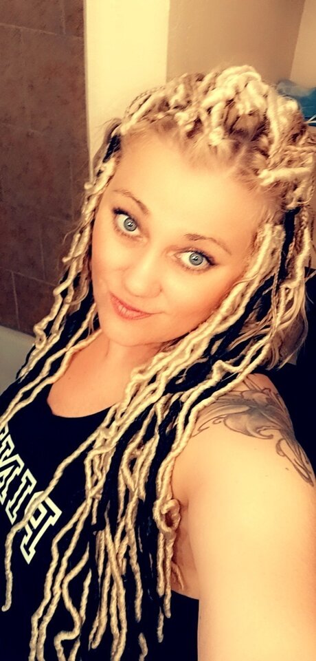 Nacktes geleaktes OnlyFans-Foto von Tiffani Stapp
