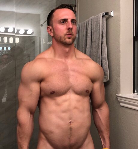 Nacktes geleaktes OnlyFans-Foto von Alejandro Taylor