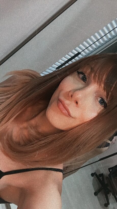 Nacktes geleaktes OnlyFans-Foto von Flavia Cherry