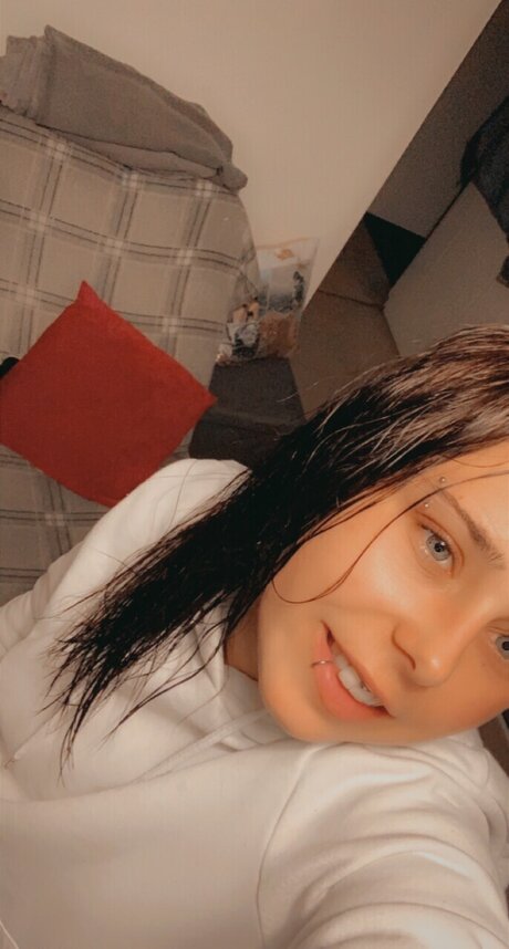 Nacktes geleaktes OnlyFans-Foto von Justme