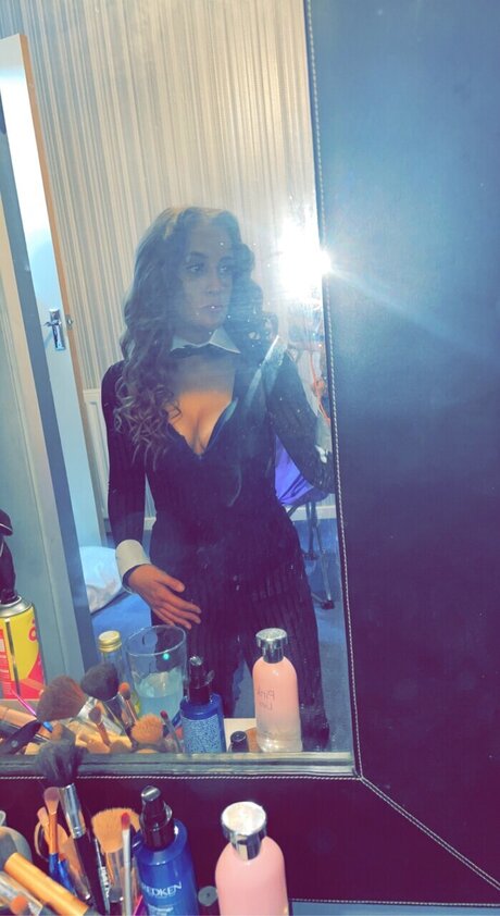 Nacktes geleaktes OnlyFans-Foto von Sophiea Ross