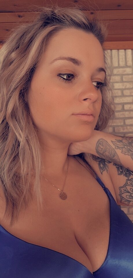 Nacktes geleaktes OnlyFans-Foto von Natasha