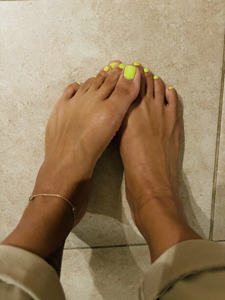 Nacktes geleaktes OnlyFans-Foto von Twinkle