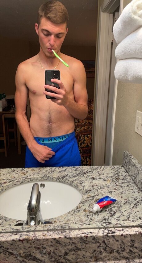 Nacktes geleaktes OnlyFans-Foto von Cruck2003