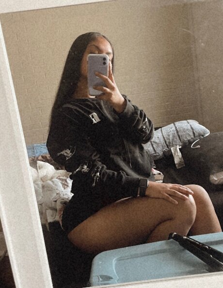 Nacktes geleaktes OnlyFans-Foto von Jasmarie