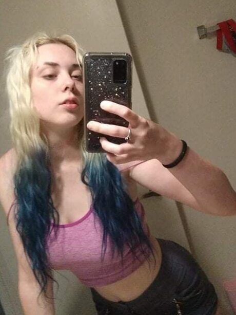Nacktes geleaktes OnlyFans-Foto von Harley Queef