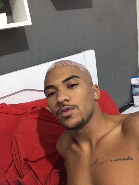 Nacktes geleaktes OnlyFans-Foto von Pablo Carvalho