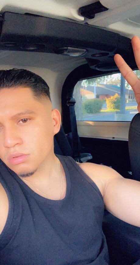 Nacktes geleaktes OnlyFans-Foto von Victor