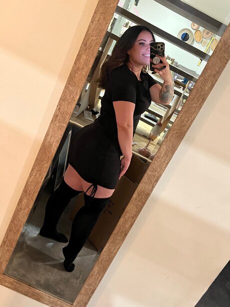 Nacktes geleaktes OnlyFans-Foto von Emily Jane