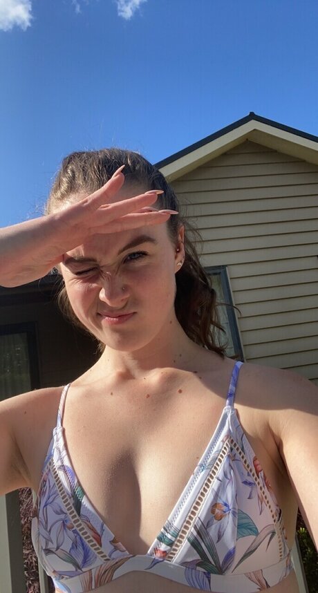 Nacktes geleaktes OnlyFans-Foto von Ella Rose