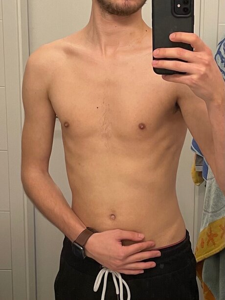 Nacktes geleaktes OnlyFans-Foto von German97