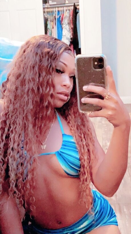 Nacktes geleaktes OnlyFans-Foto von 50shadesofj
