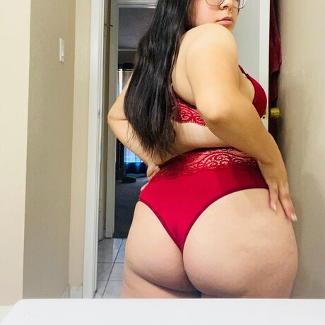 Nacktes geleaktes OnlyFans-Foto von Sarahh