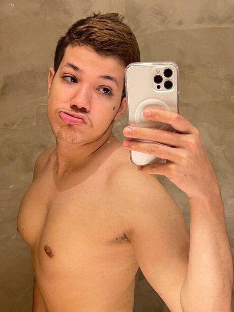 Nacktes geleaktes OnlyFans-Foto von Joo Couto