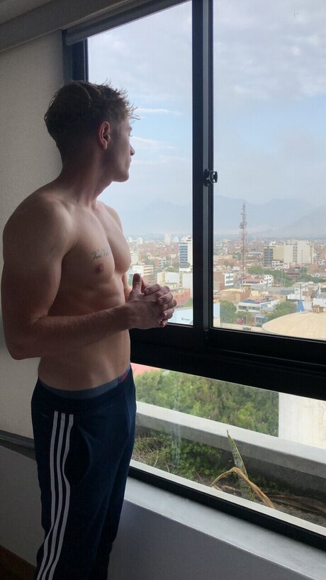 Nacktes geleaktes OnlyFans-Foto von Andrew Mccoy
