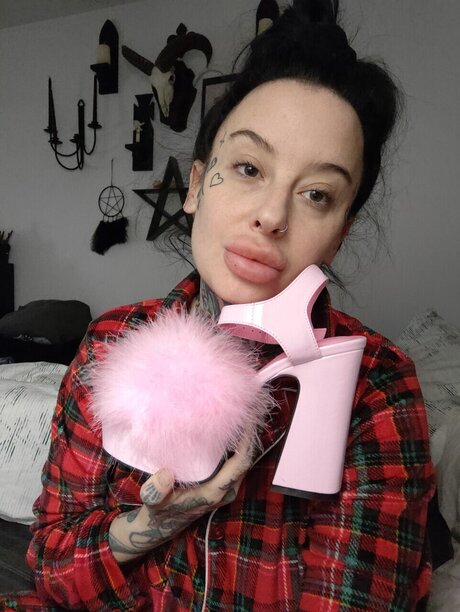 Nacktes geleaktes OnlyFans-Foto von Hanlovesshoes