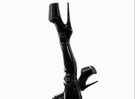 Nacktes geleaktes OnlyFans-Foto von Feet4u87