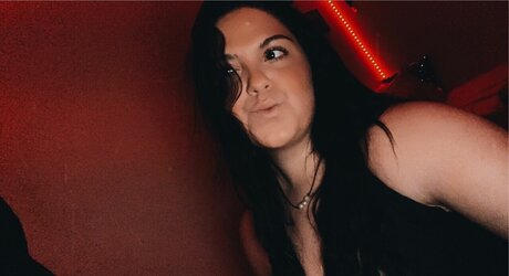 Nacktes geleaktes OnlyFans-Foto von Kiersten Nicole