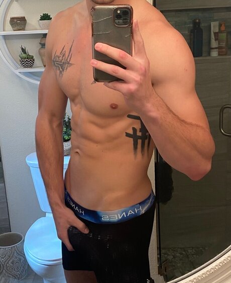 Nacktes geleaktes OnlyFans-Foto von Time To Play 