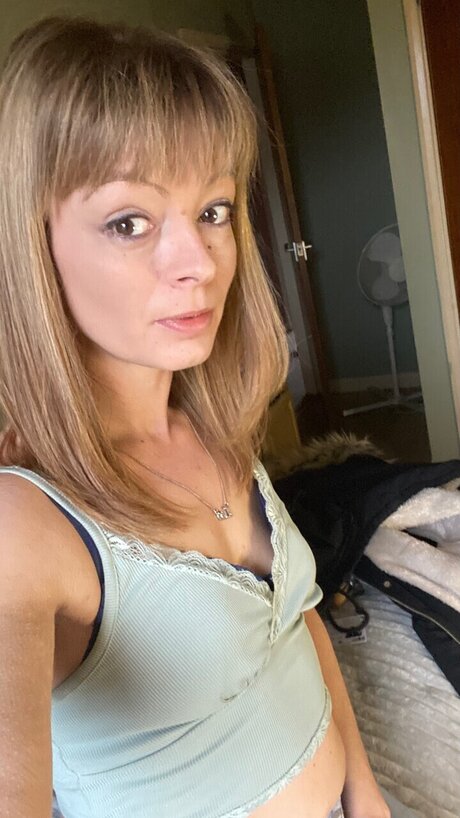 Nacktes geleaktes OnlyFans-Foto von Emma
