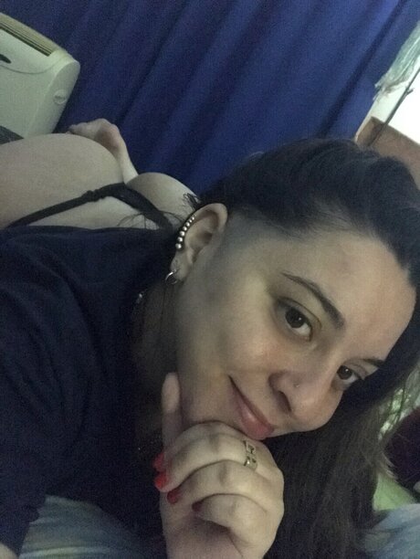 Nacktes geleaktes OnlyFans-Foto von Candela B