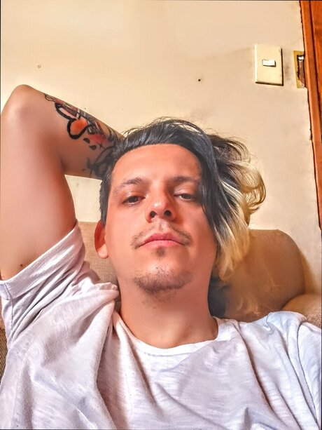 Nacktes geleaktes OnlyFans-Foto von Manuel