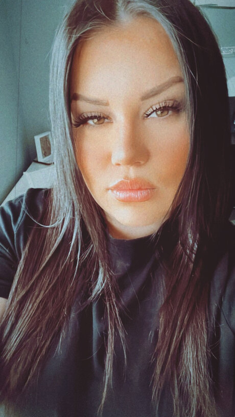 Nacktes geleaktes OnlyFans-Foto von Amelia Lewis
