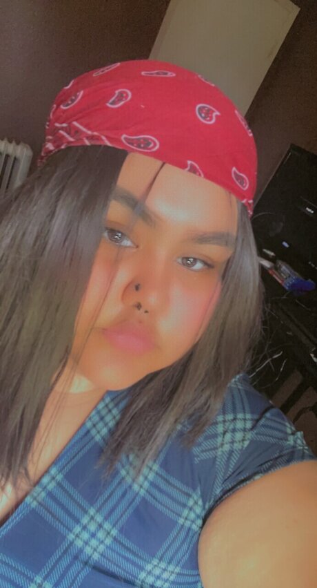 Nacktes geleaktes OnlyFans-Foto von Liz