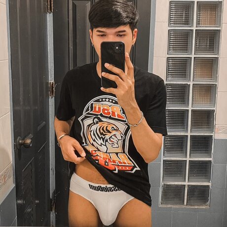 Nacktes geleaktes OnlyFans-Foto von Superxpa
