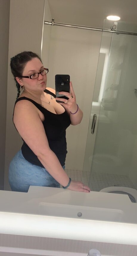 Nacktes geleaktes OnlyFans-Foto von Calla