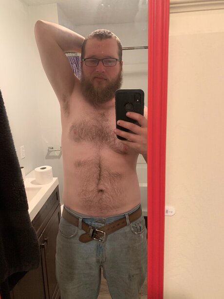 Nacktes geleaktes OnlyFans-Foto von Big Daddy