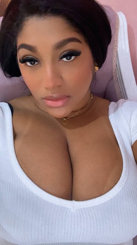 Nacktes geleaktes OnlyFans-Foto von Jenifer Johana