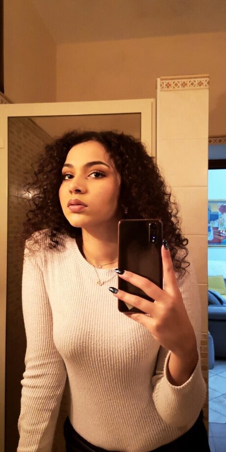 Nacktes geleaktes OnlyFans-Foto von Vvcrl
