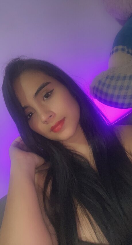Nacktes geleaktes OnlyFans-Foto von Mara Ngel